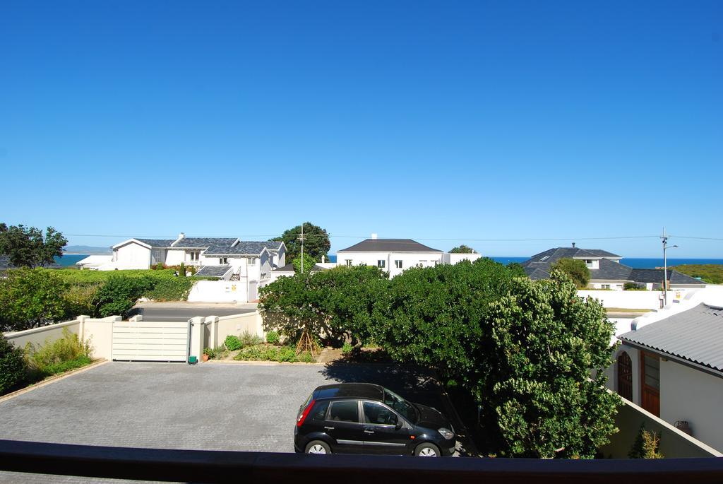Bamboo Guest House Hermanus Eksteriør bilde