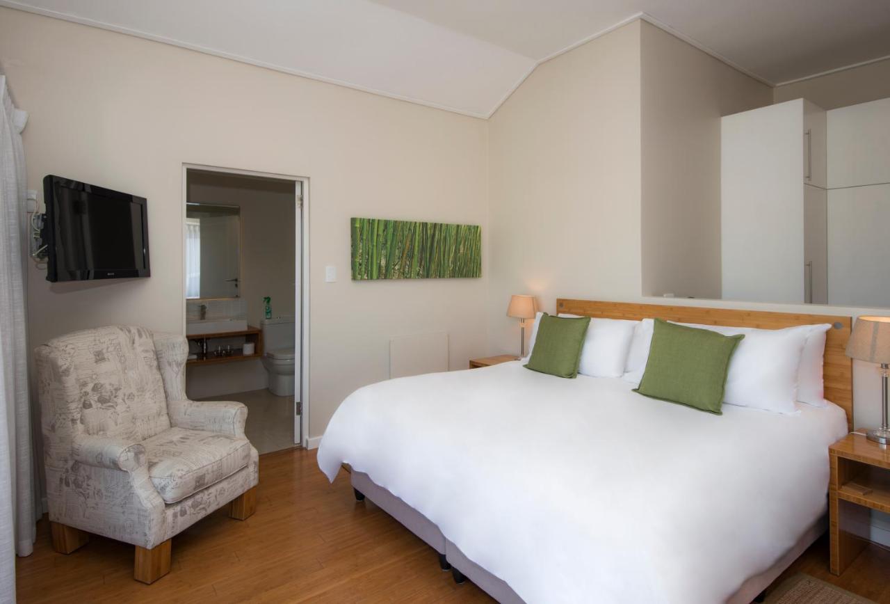 Bamboo Guest House Hermanus Eksteriør bilde