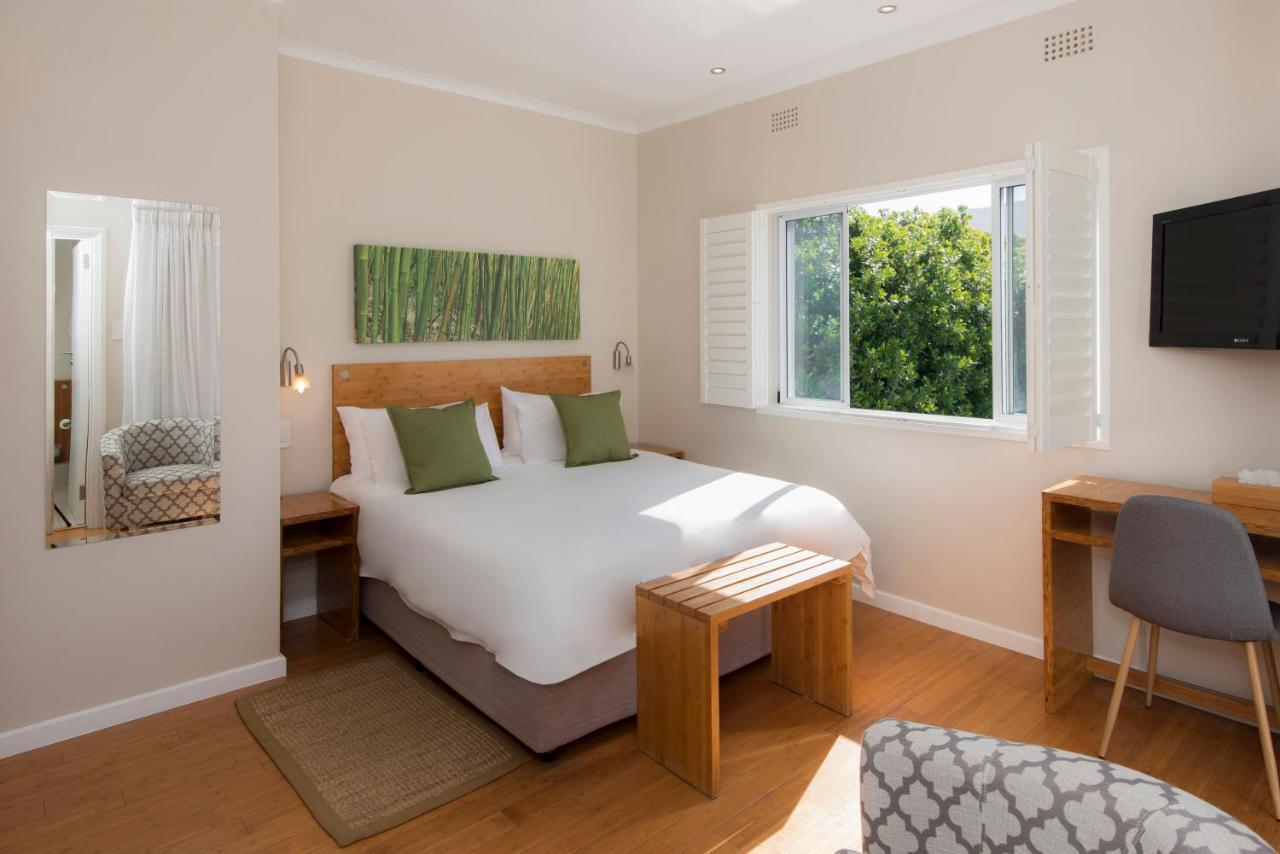 Bamboo Guest House Hermanus Eksteriør bilde